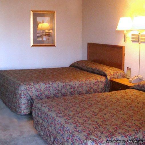 Rest Inn - Extended Stay, I-40 Airport, Wedding & Event Center อามาริลโล ห้อง รูปภาพ