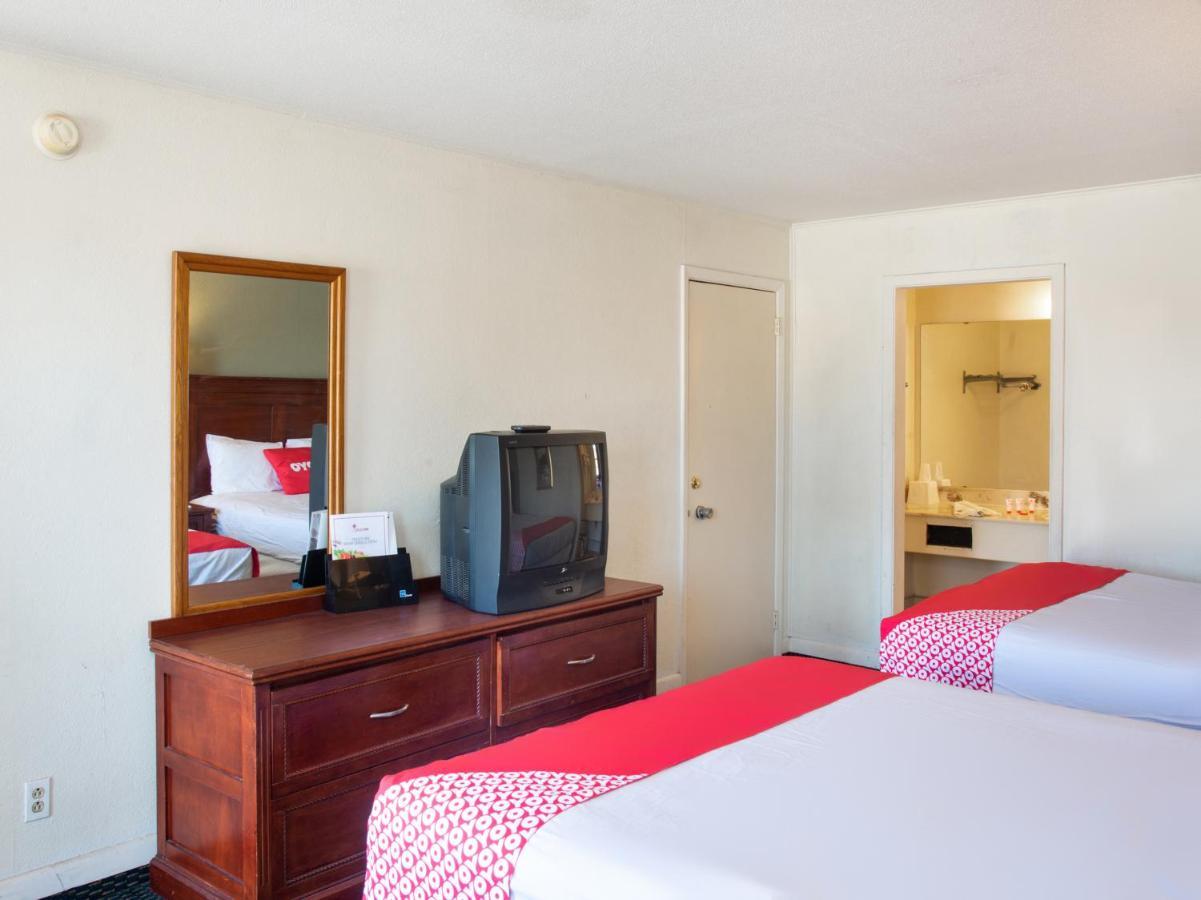Rest Inn - Extended Stay, I-40 Airport, Wedding & Event Center อามาริลโล ภายนอก รูปภาพ